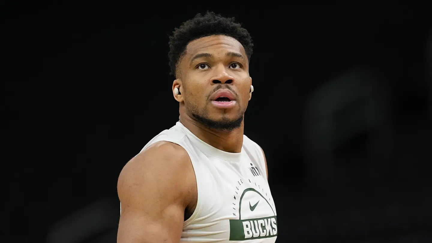Hornets’ 2026: Three Blockbuster Superstar Targets They MUST Acquire. | Vibe NC