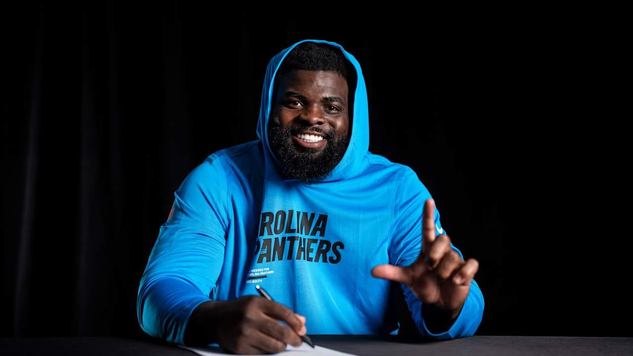 Create a 10-word scroll-stopping headline for: Second-rounder Lee Hunter signs rookie contract | Vibe NC