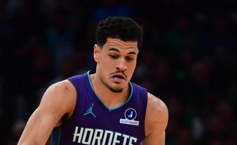 Create a 10-word scroll-stopping headline for: This offseason could spell the end for a trusted Hornets veteran | Vibe NC