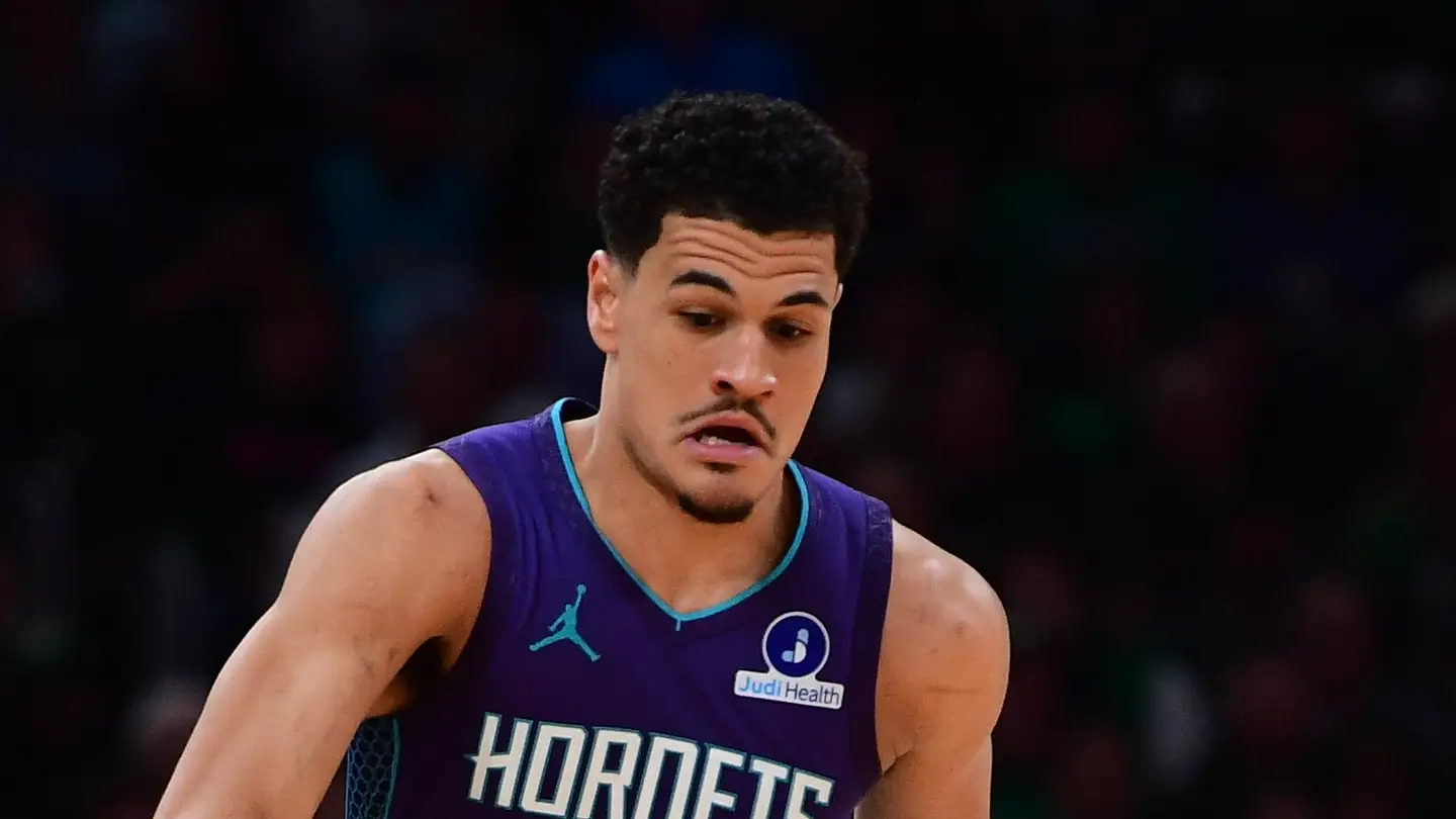Create a 10-word scroll-stopping headline for: This offseason could spell the end for a trusted Hornets veteran | Vibe NC