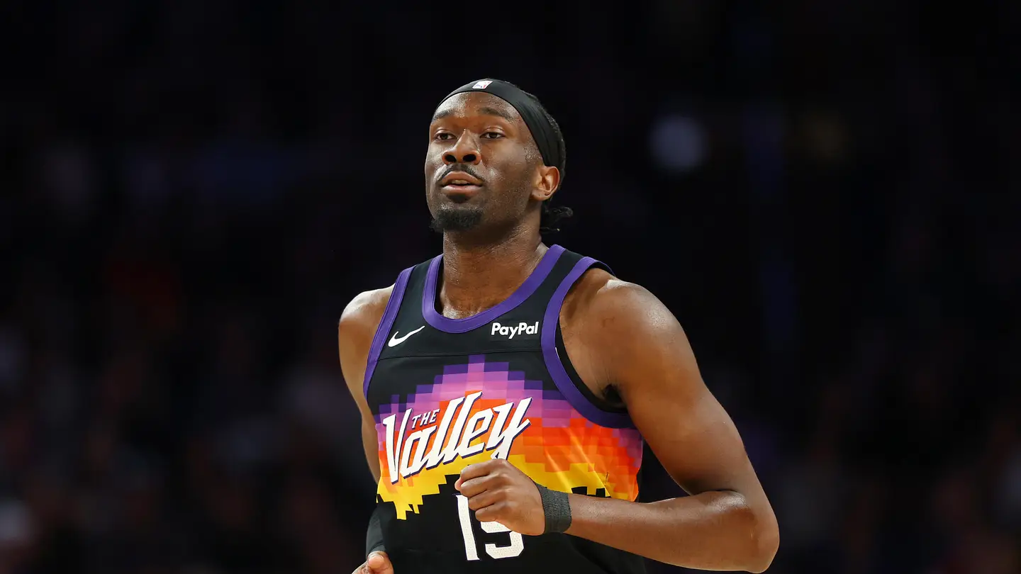 Create a 10-word scroll-stopping headline for: Suns are learning precisely what the Hornets always knew about Mark Williams | Vibe NC