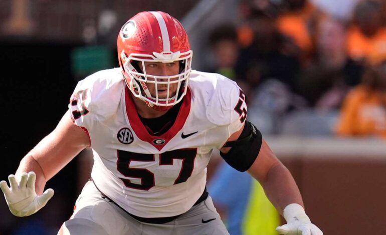 Here are 5 options, 10 words exactly, scroll-stopping:

Monroe Freeling: The moment is now to fiercely compete.
His chance to "compete" has arrived. Monroe Freeling’s time.
Monroe Freeling: This is his shot to finally truly compete.
The competition awaits Monroe Freeling. His opportunity to compete.
Monroe Freeling: Seize the chance. Prove you can compete.
 | Vibe NC