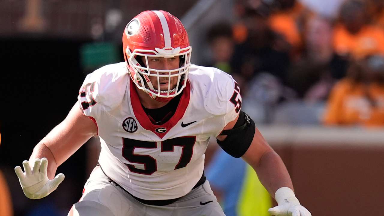 Here are 5 options, 10 words exactly, scroll-stopping:

Monroe Freeling: The moment is now to fiercely compete.
His chance to "compete" has arrived. Monroe Freeling’s time.
Monroe Freeling: This is his shot to finally truly compete.
The competition awaits Monroe Freeling. His opportunity to compete.
Monroe Freeling: Seize the chance. Prove you can compete.
 | Vibe NC